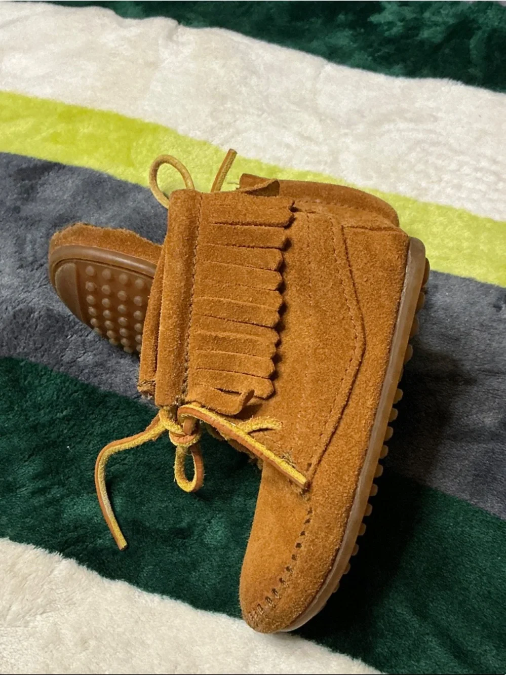 Minnetonka Kids Orange Suede Fringe Moccasins Size 7